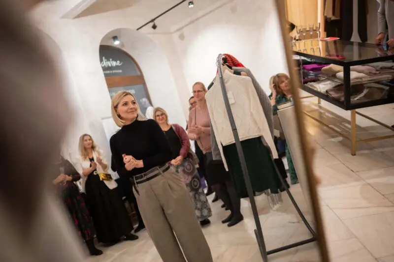 indivine fashion & styling